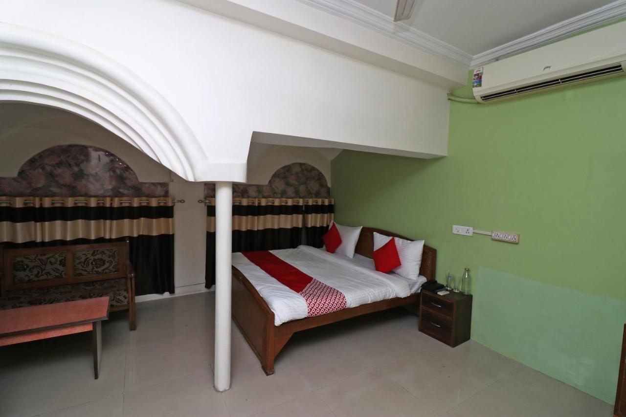 Oyo Flagship 19301 Mezbaan International Naka Hindola Hotel Lucknow Exterior foto