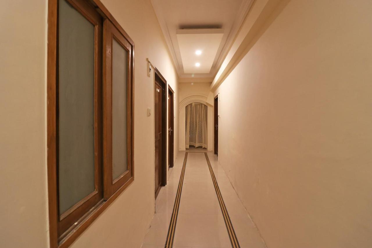 Oyo Flagship 19301 Mezbaan International Naka Hindola Hotel Lucknow Exterior foto